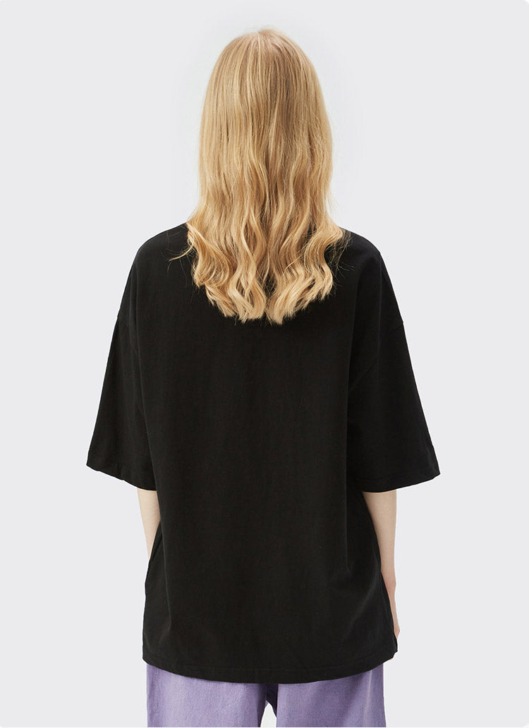 "DYNAMIC CHARACTERS" T-SHIRT