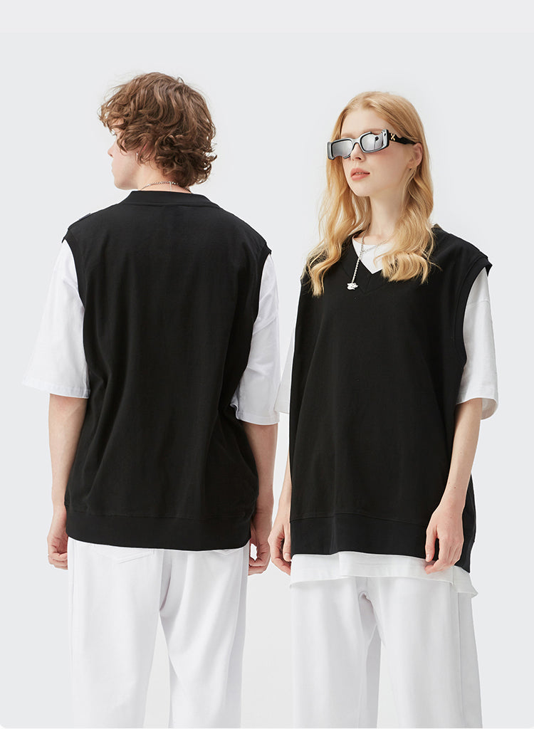 "V-NECK SLEEVELES" VEST