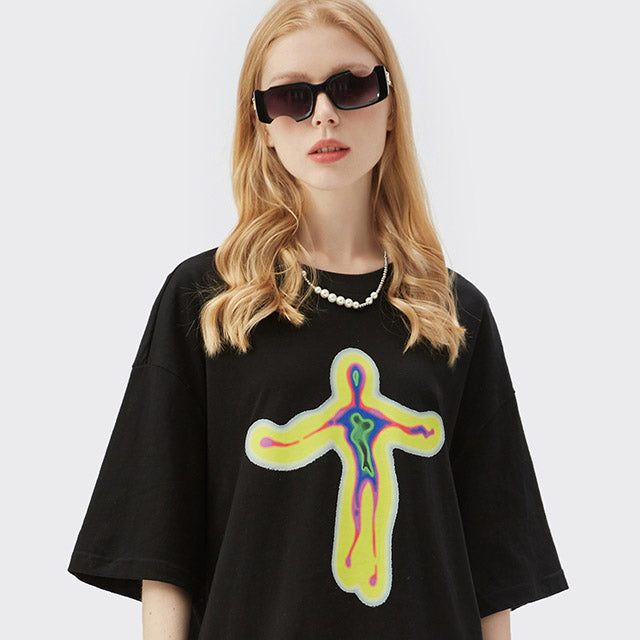 "DYNAMIC CHARACTERS" T-SHIRT